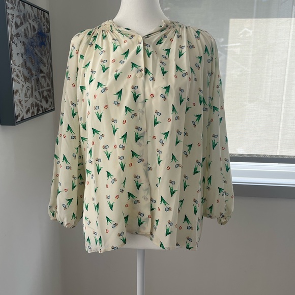 Tucker Brand Tulip Button Up Blouse - Picture 1 of 3